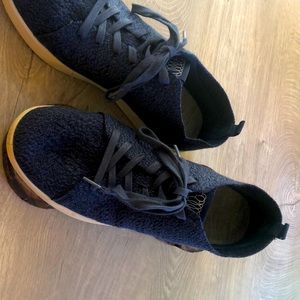 Boat shoes, men’s EU 44, Woolloomooloo, navy blue heather.